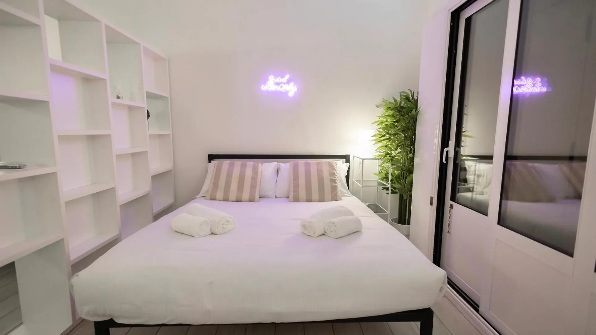 Flora 57 - Splendido Loft Nel Cuore Dei Navigli Milan Apartment