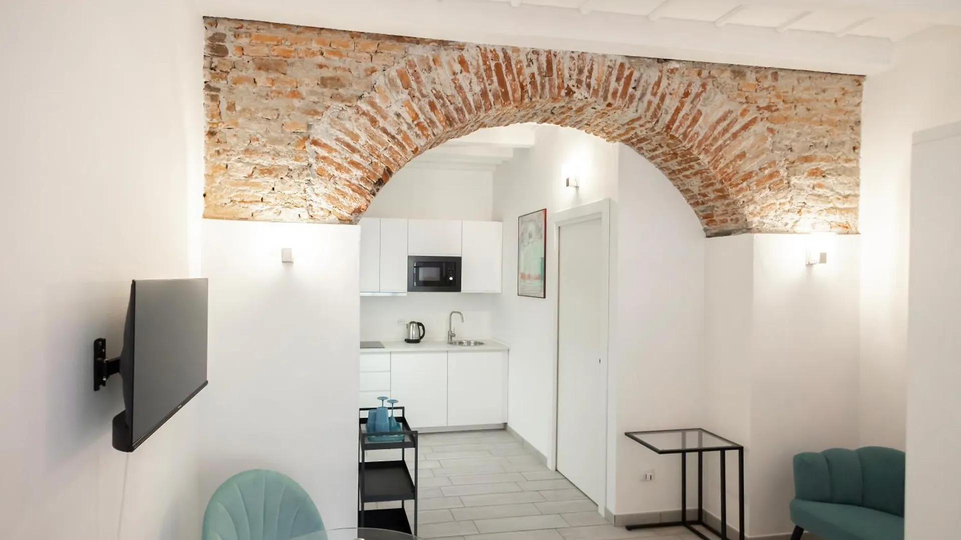 Apartment Flora 57 - Splendido Loft Nel Cuore Dei Navigli Milan Italy
